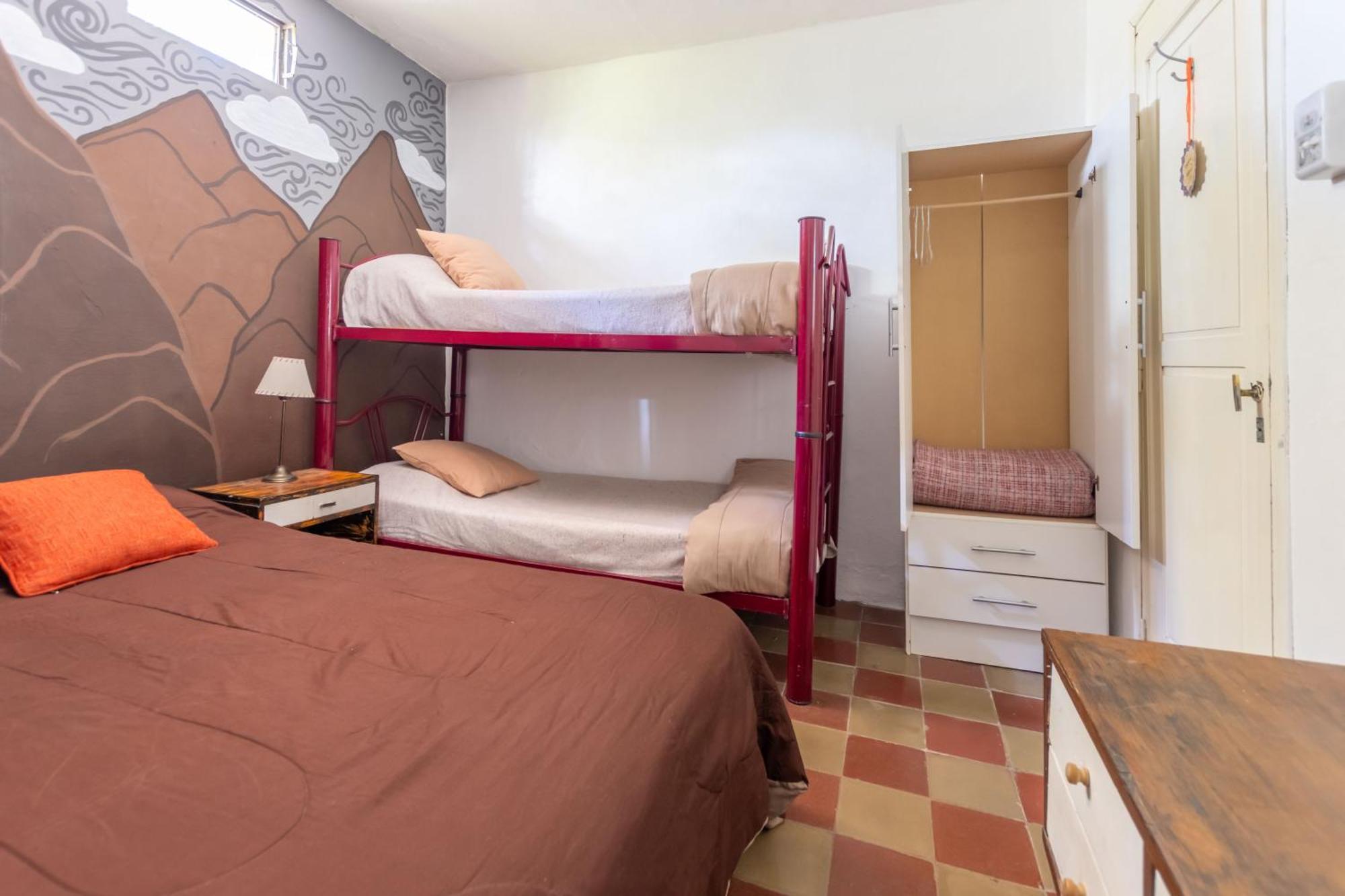 Puerta Azul Hostel Капилья-дель-Монте Экстерьер фото