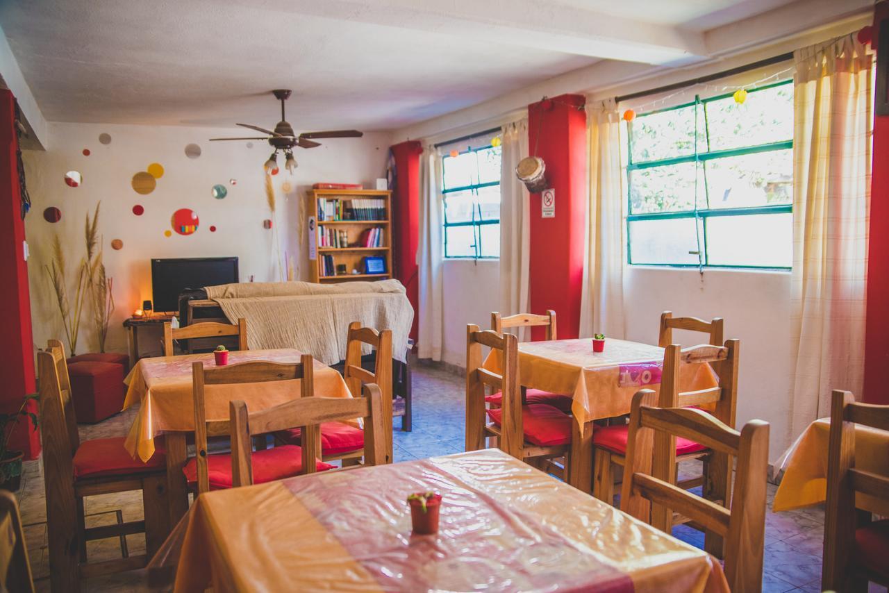 Puerta Azul Hostel Капилья-дель-Монте Экстерьер фото